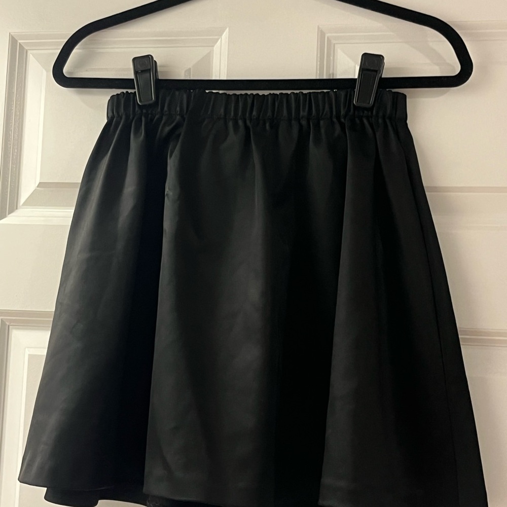 Wilfred Black Silky Mini Skirt